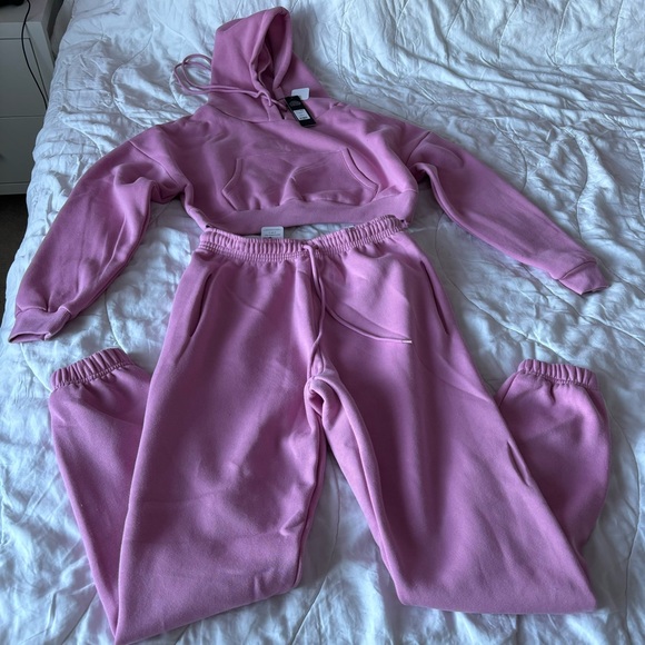 New Fashion Nova - Not Playing Games Jogger Set Pink - Picture 3 of 5